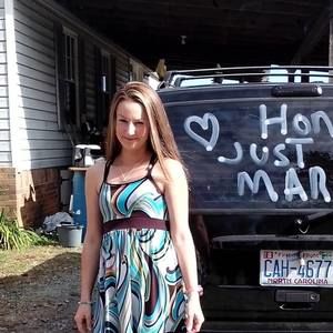 Meet your Posher, Danielle